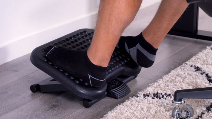 I Tested 10 Highly Rated Ergonomic Footrests